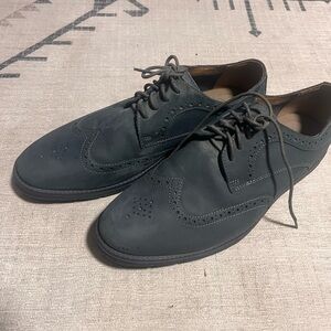 Clarks dress shoes